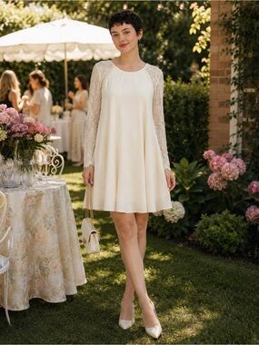 Juicy Couture Angel Lace Sleeve Crepe Dress Ivory Cream Fit & Flare NWT Size 4
